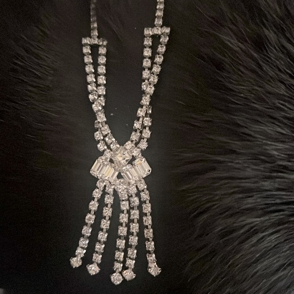 Coming up... Stunning RARE Vintage Crystal Art Deco Necklace - Picture 5 of 8